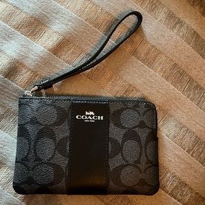 Coach Wristlet~New with Tags~